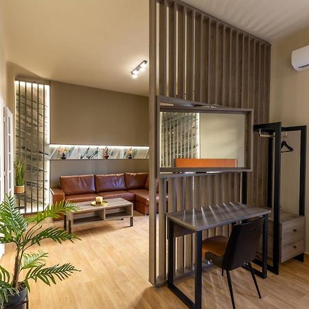 Noho Boutique , Premium Living Dikeou 8 Atenas Exterior foto
