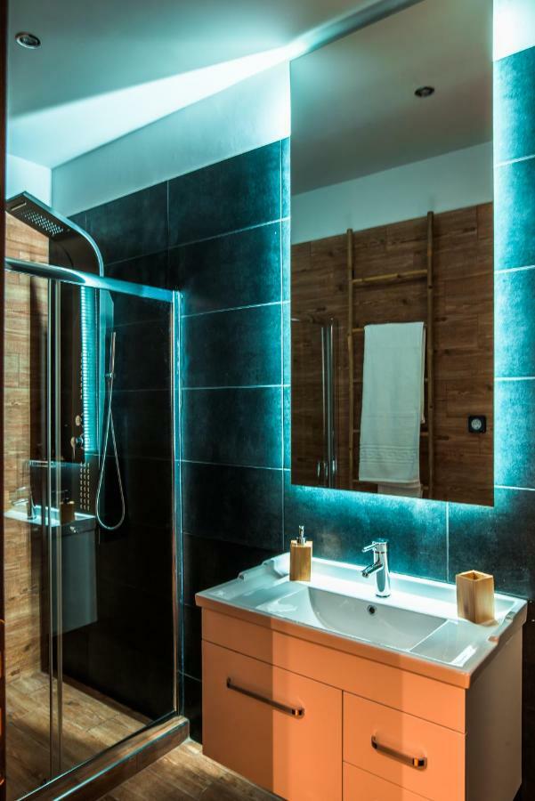 Noho Boutique , Premium Living Dikeou 8 Atenas Exterior foto